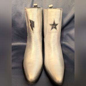 Baladigala Lyra Metallic Silver Boots Star & Bolt
